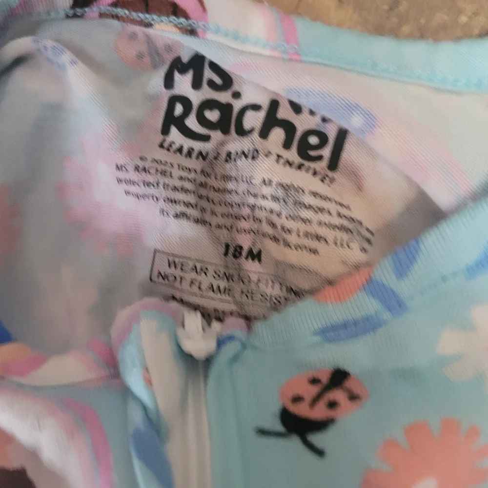 Ms. Rachel Pjs - Picture 2 of 3
